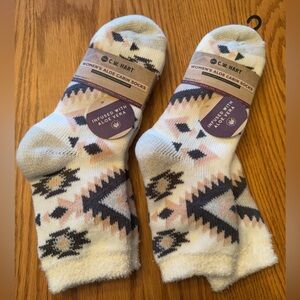 2  (SELLING SEPARATELY) C.W. Hart Women's Aloe Infused Cabin Socks